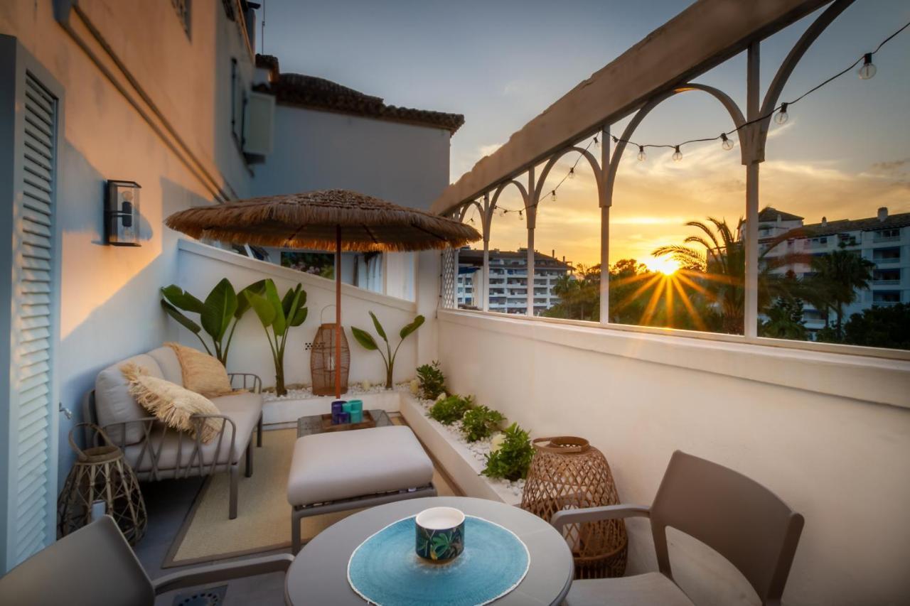 Marbella Banus Suites - Lily Playas Del Duque Banus Beach Apartment מראה חיצוני תמונה