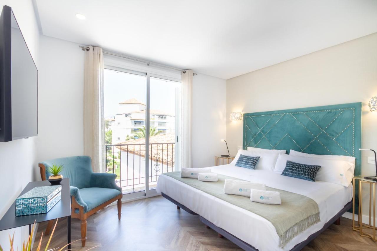 Marbella Banus Suites - Lily Playas Del Duque Banus Beach Apartment מראה חיצוני תמונה